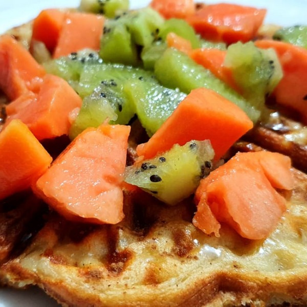 Zucchini relleno con salsa de remolacha